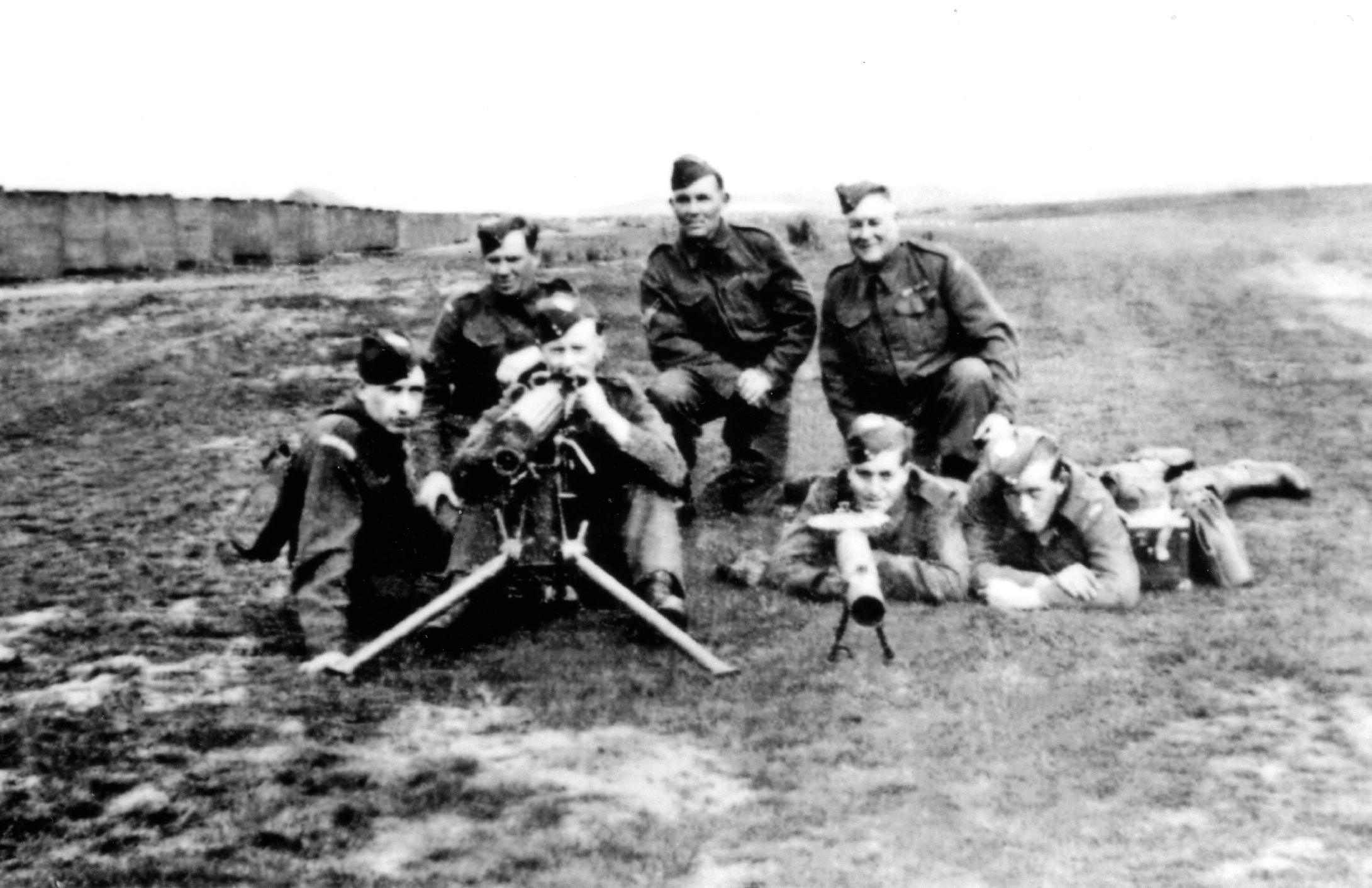 Home Guard Stenton with Vickers and Lewis machine guns.jpg